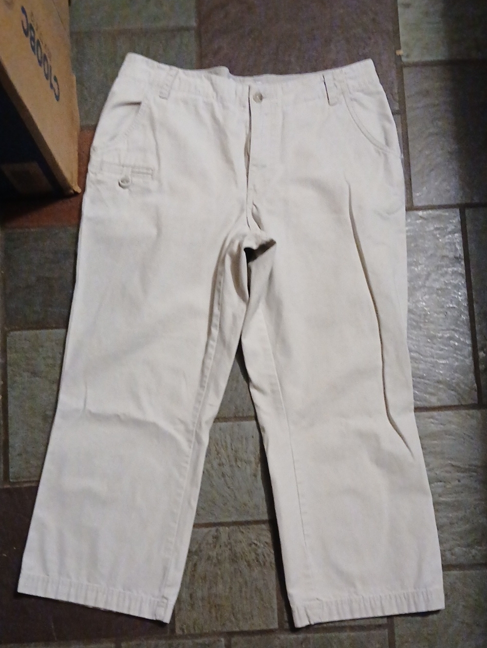 Columbia Khaki Pants - Neutral Beige